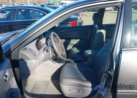 2005 Toyota Camry Le из США, поврежденный, VIN 4T1BE32K25U521985